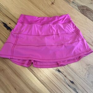 pink Lululemon skirt (small)